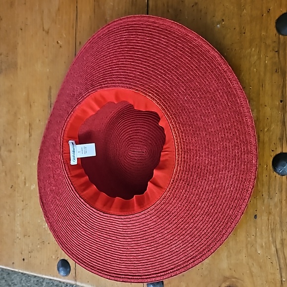 Beach Sun Hat with Button Details - Picture 5 of 9